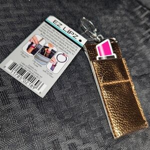 EZ LIPZ On-The-Go Clip On Lipstick Holder.